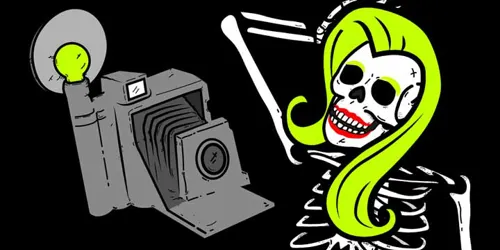 If you feel as beautiful as our skeleton, why not have your picture taken at the Berlin Dungeon?