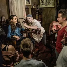 A girl is tortured in the Berlin Dungeon.