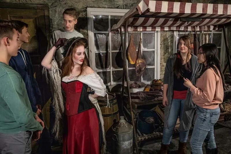 Freudenmädchen im Berlin Dungeon