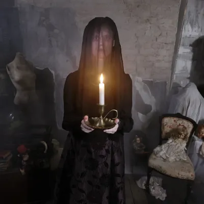 50 Berkeley Square | The London Dungeon