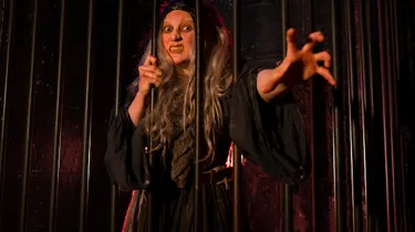 London Dungeons 60 2 (Edit)
